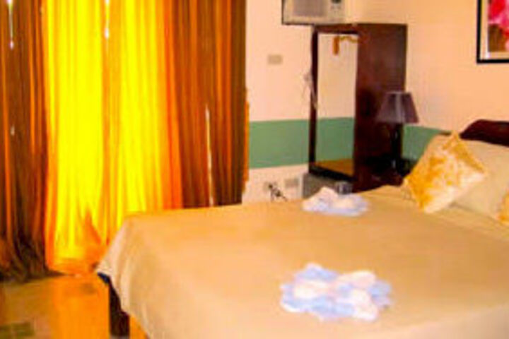 Room 9 of 86