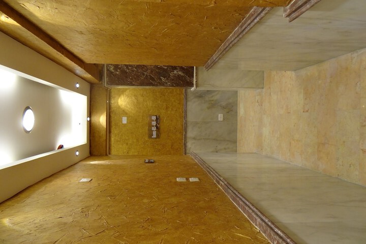 Ballroom/Hall 14 of 16
