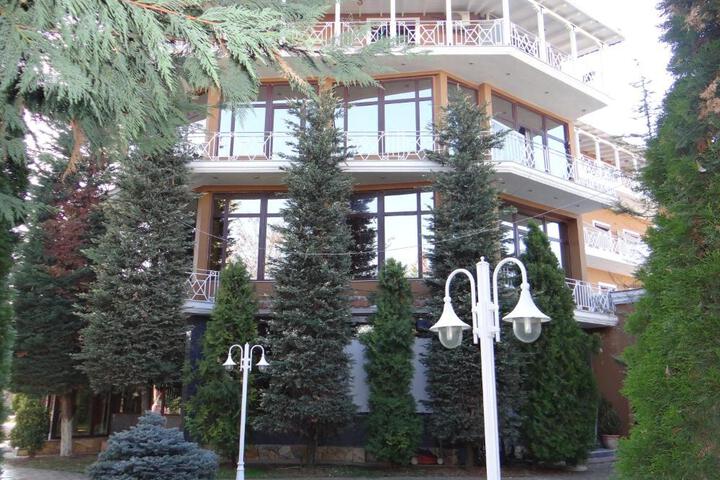 General 27 of 100