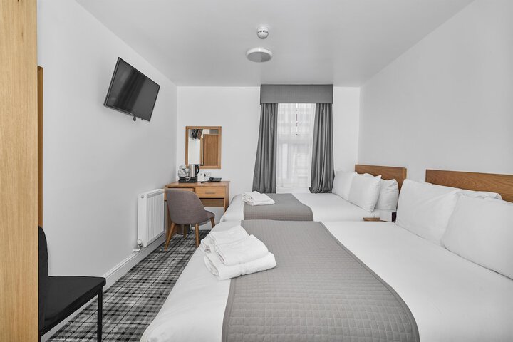 Room 37 of 89