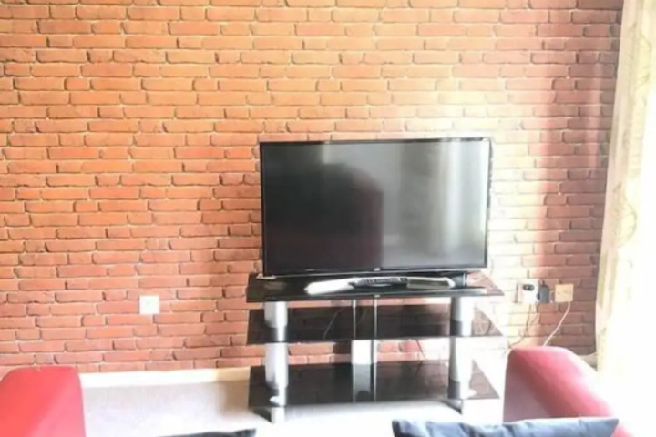 Room 4 of 19