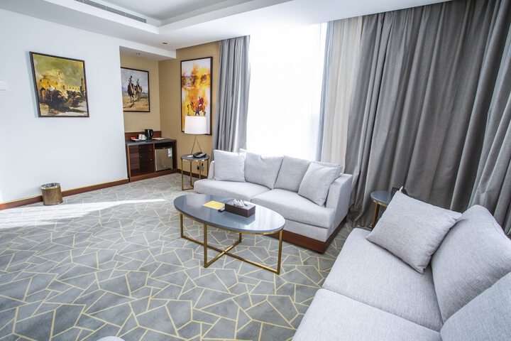 Room 43 of 91