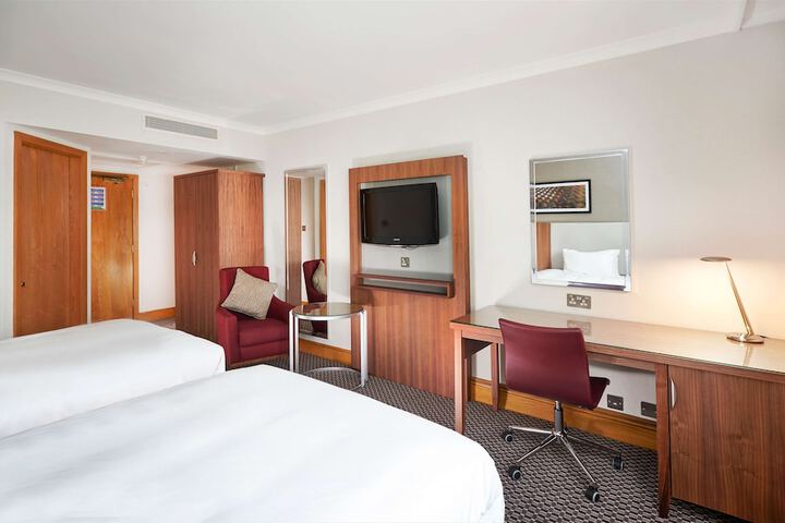 Room 16 of 55
