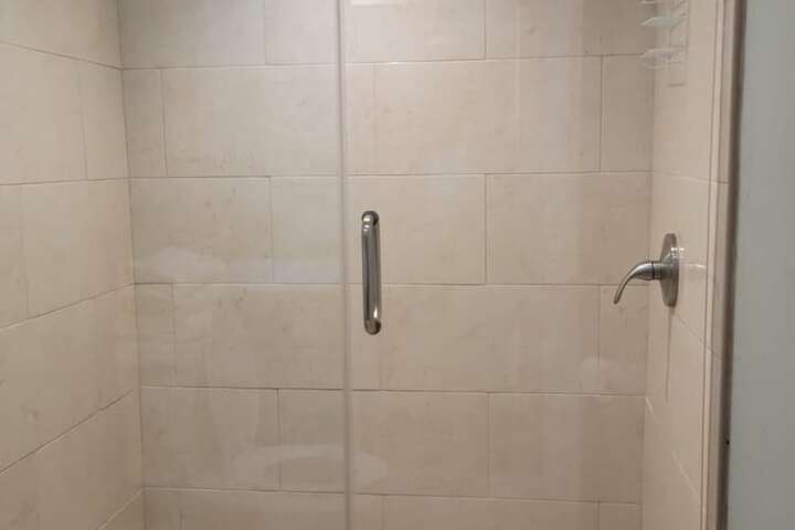 Room 29 of 148