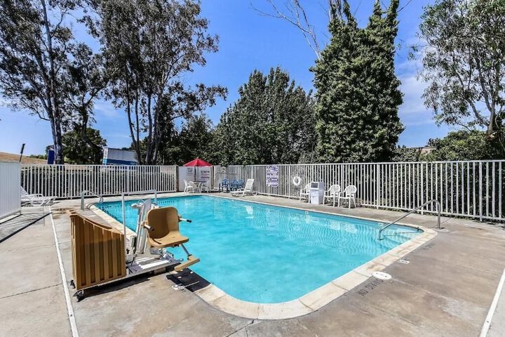 Pool 8 of 19