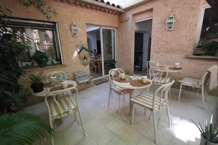 Terrace/Patio 103 of 128
