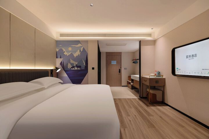 Room 17 of 127