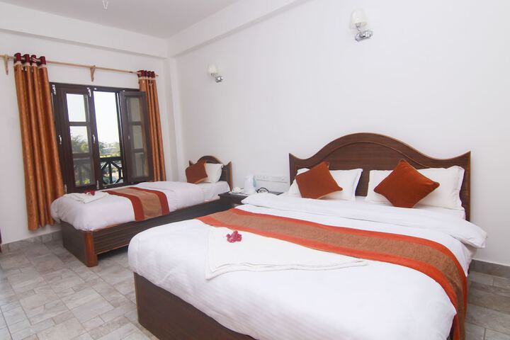 Room 8 of 30