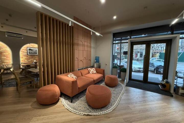 Bugu Hotel