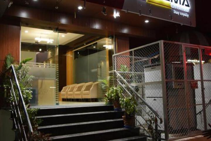 Hotel Raama Grand