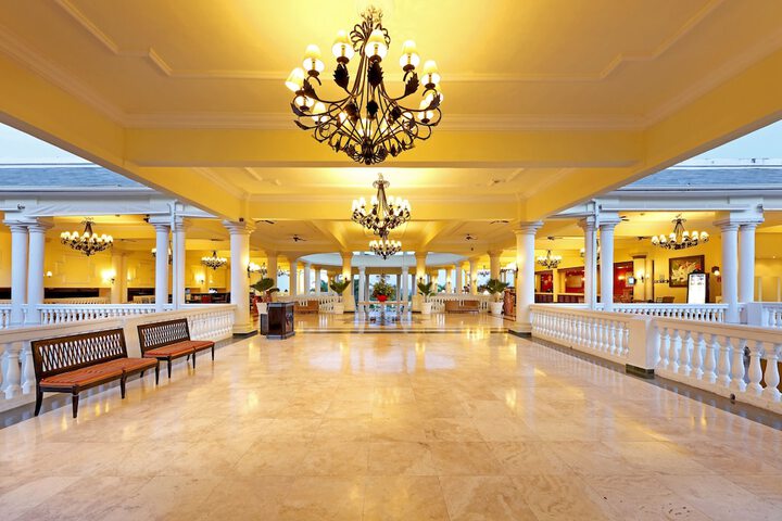 Hotel Interior 3 of 223