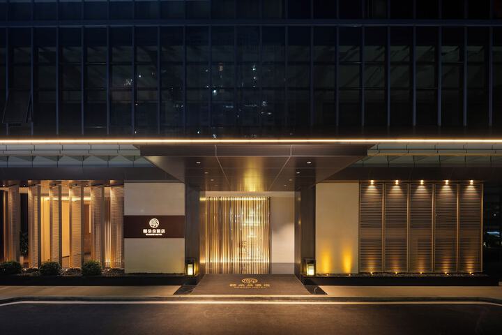 Hotel 85 of 92