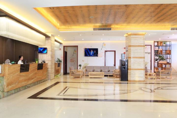 Hotel Interior 6 of 70