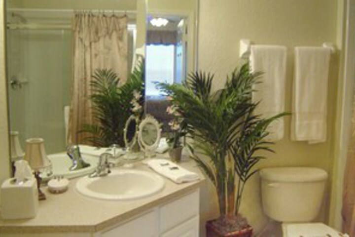 Room 3 of 27