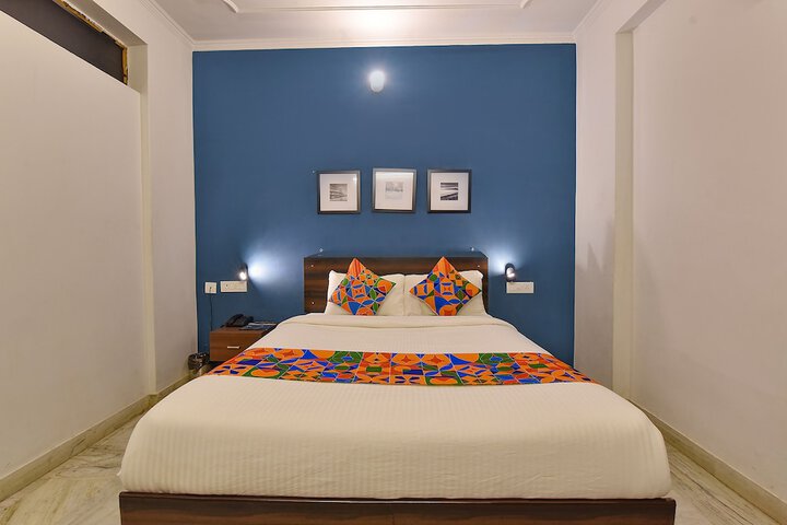 Room 18 of 37