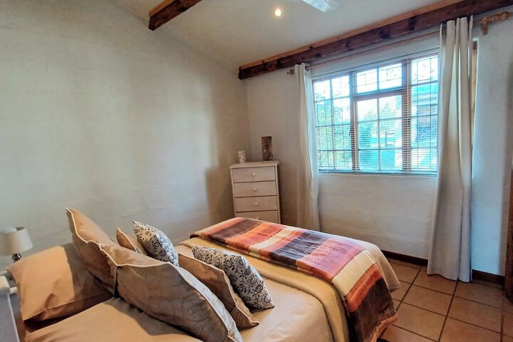 Room 4 of 110