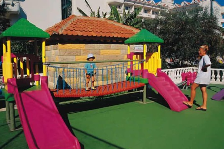 Children's play area - outdoor