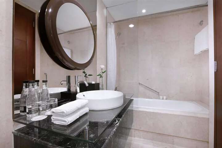 Clean Restrooms