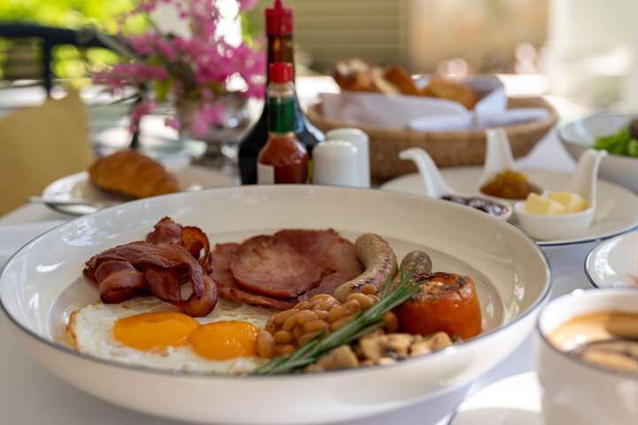 Breakfast/Coffee Service 124 of 164