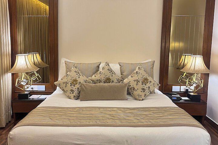 Room 40 of 99