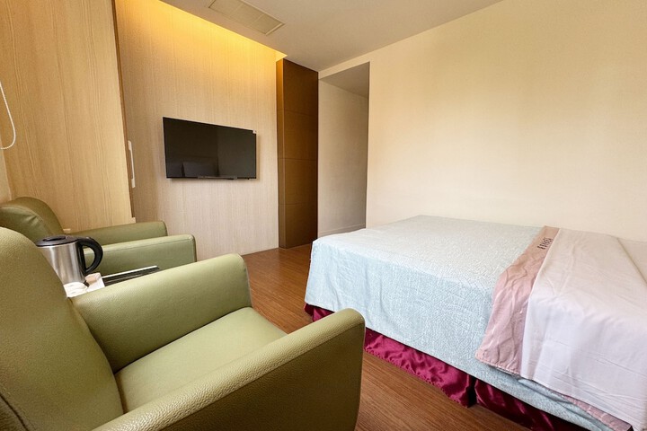 Room 57 of 160