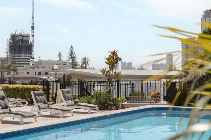 Hotel with Pool