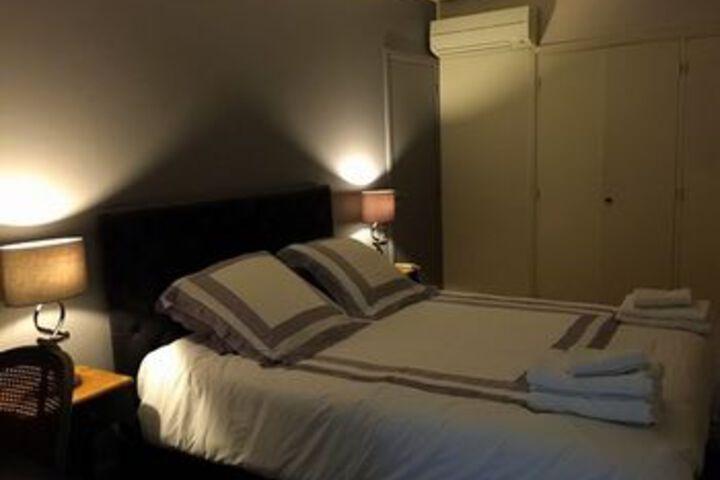 Room 41 of 200
