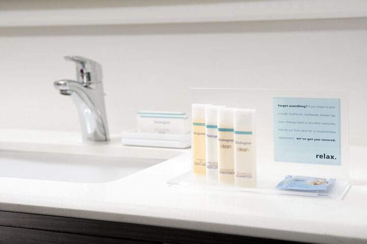 Bathroom amenities