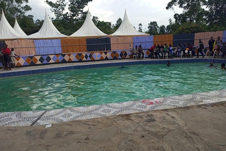 Pool 9 of 35