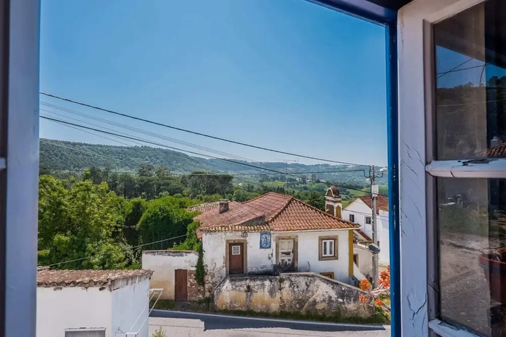Guestready - Casa Ilhéus With Terrace in Mafra