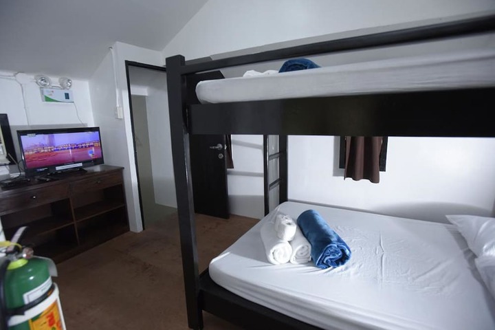 Room 7 of 29