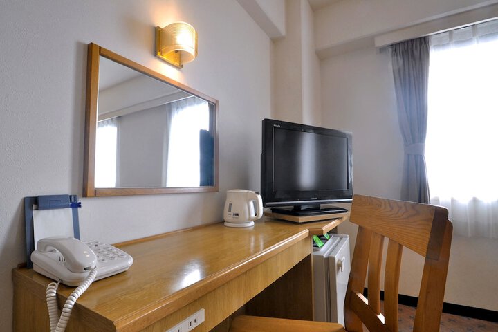Room 15 of 44
