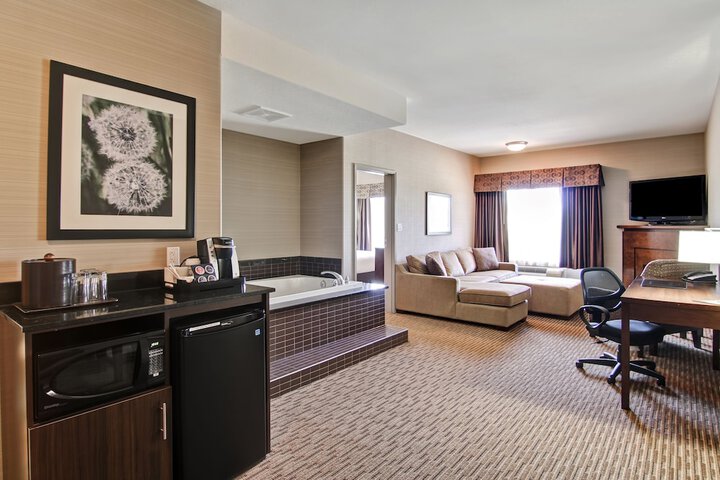 Room 10 of 31