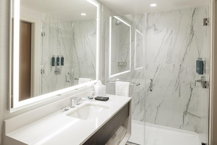 Bathroom shower
