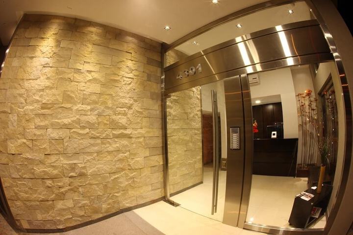 Hotel 28 of 30