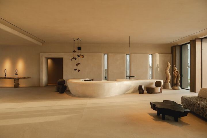 Lobby Entry