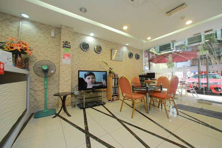 Guest Lobby