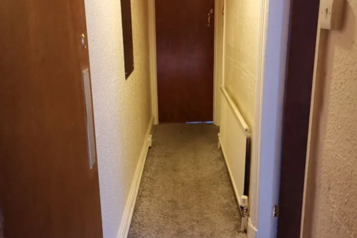 Room 12 of 13