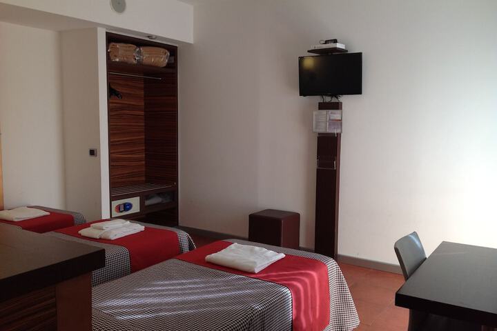 Room 14 of 35