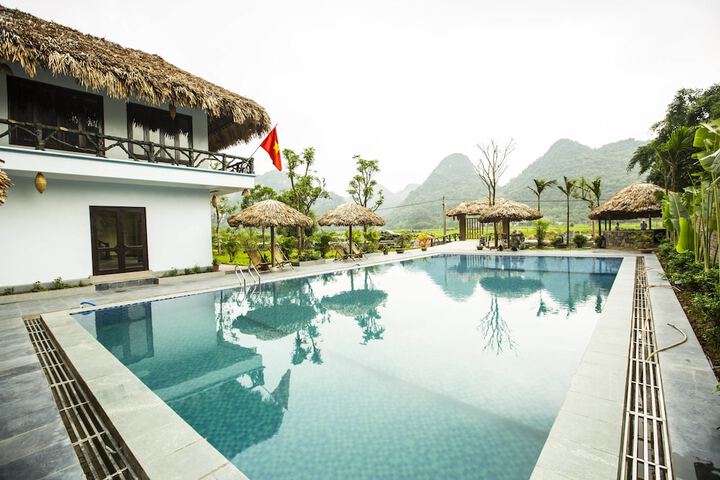 Tam Coc Rice Fields Resort in Hoa Lu