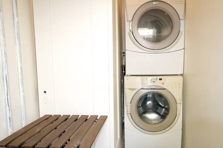 Laundry 14 of 15