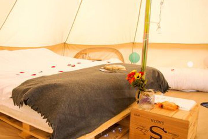 Room 5 of 11