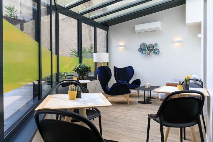 Hotel Lobby