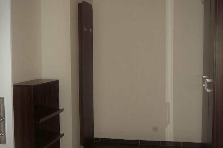 Room 30 of 60