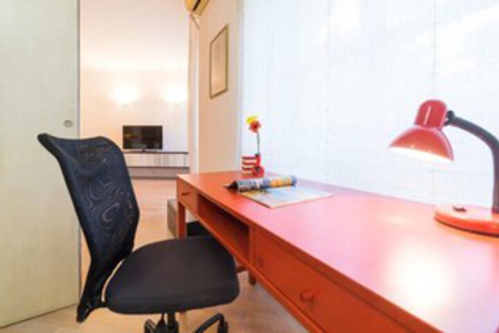 Room 16 of 21