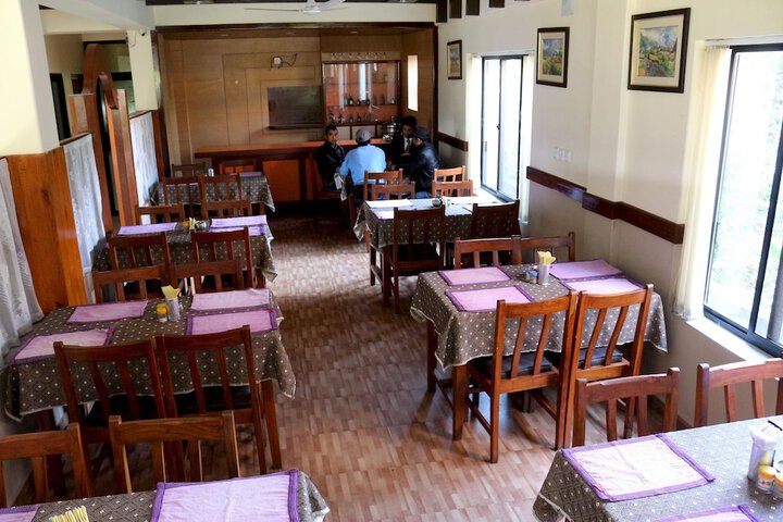 Dining Photos