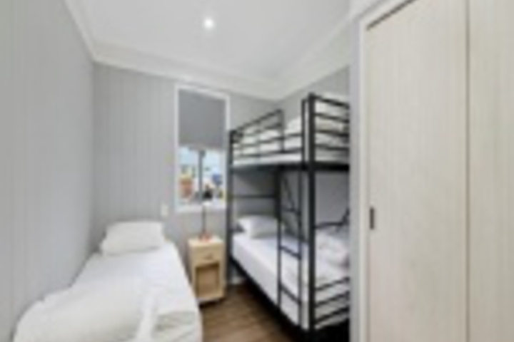 Room 337 of 792