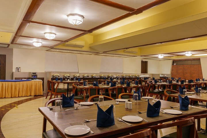 Dining 74 of 123