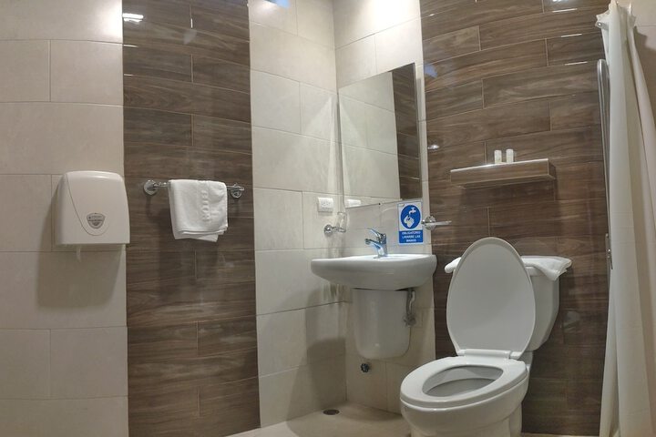 Room 11 of 21