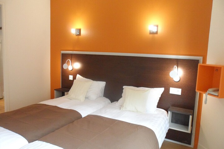 Hotel Interior 15 of 30